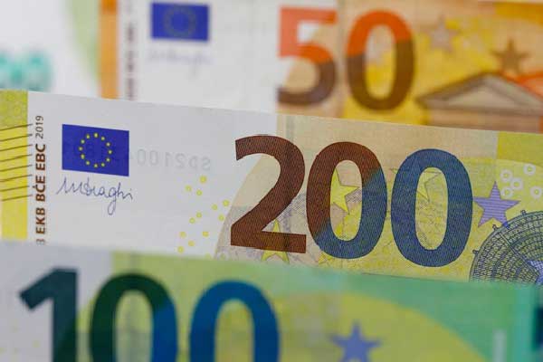 张津镭：黄金站在危机临界点，美伊会晤定多空